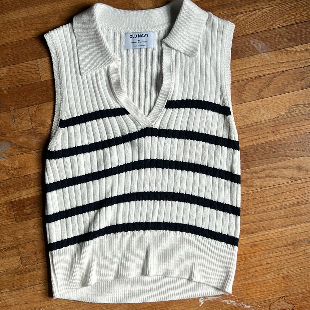 Old Navy Sweater Tank